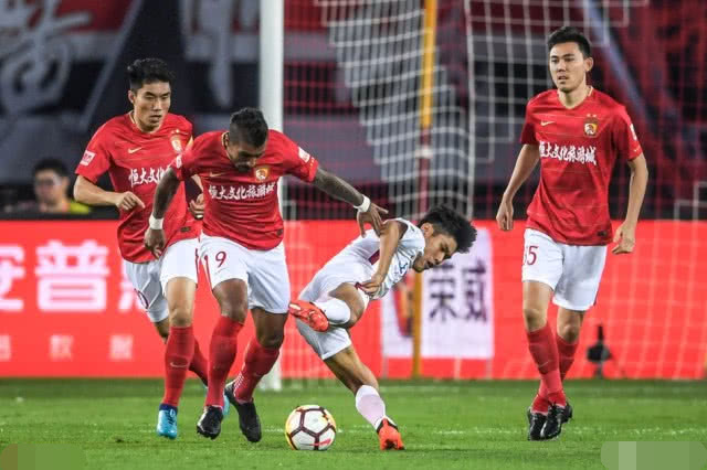  摩纳哥客场平局错失登顶良机  